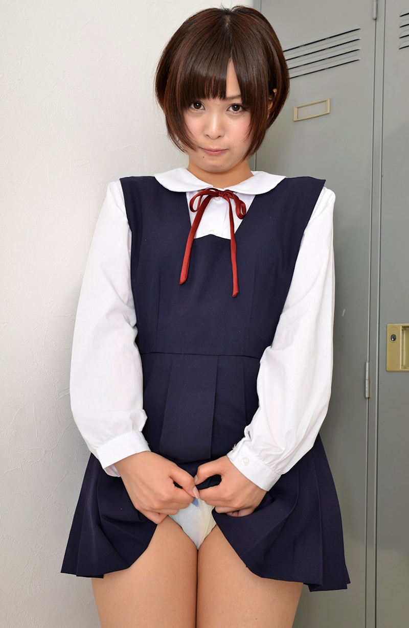 スカート たくし上げ パンツ見せ 恥ずかしがる エロ画像【28】