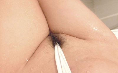 ハミ毛させたパンツの写メの自撮り画像 ②
