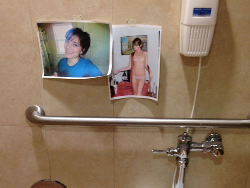 街にエッチな写真をばらまくエロ画像