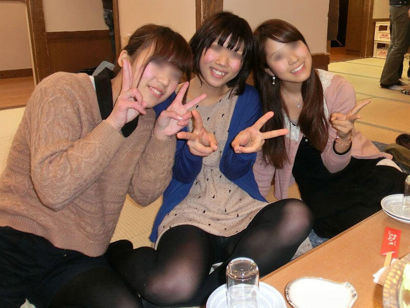パンストパンチラ（黒ストッキング）エロ画像
