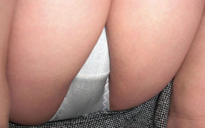 しゃがみパンチラの股間接写が抜けるまとめ ③