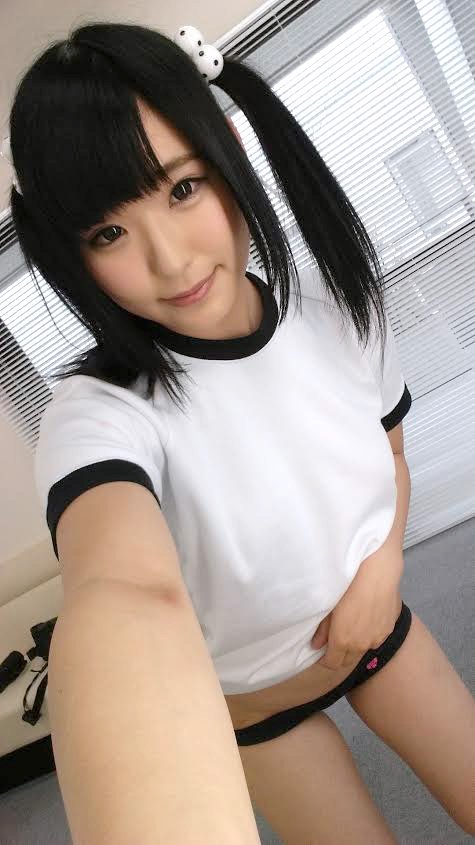 ブルマ 美女 体操服 自撮り エロ画像【12】