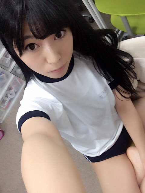 ブルマ 美女 体操服 自撮り エロ画像【14】