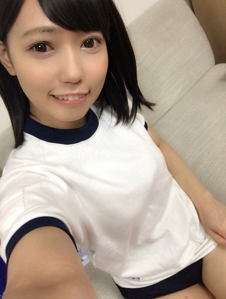 ブルマ 美女 体操服 自撮り エロ画像【16】