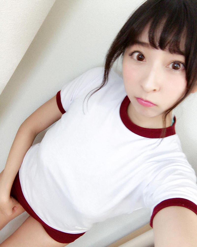 ブルマ 美女 体操服 自撮り エロ画像【29】