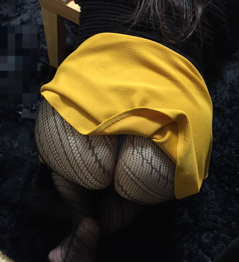 人妻 パンチラ パンモロ 投稿 エロ画像【29】