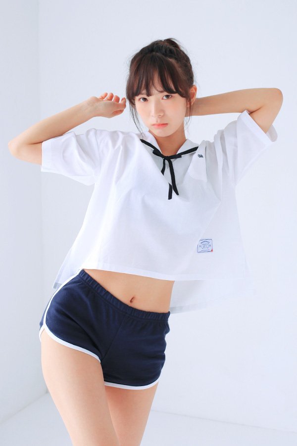 ホットパンツ美女のエロ画像 【105】