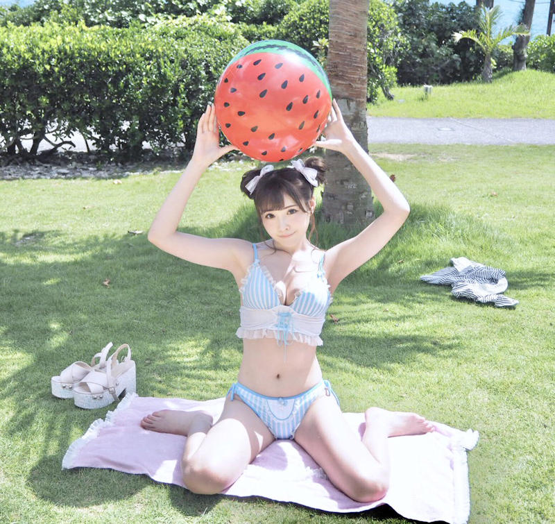 夏 水着 スイカ エロ画像 【36】