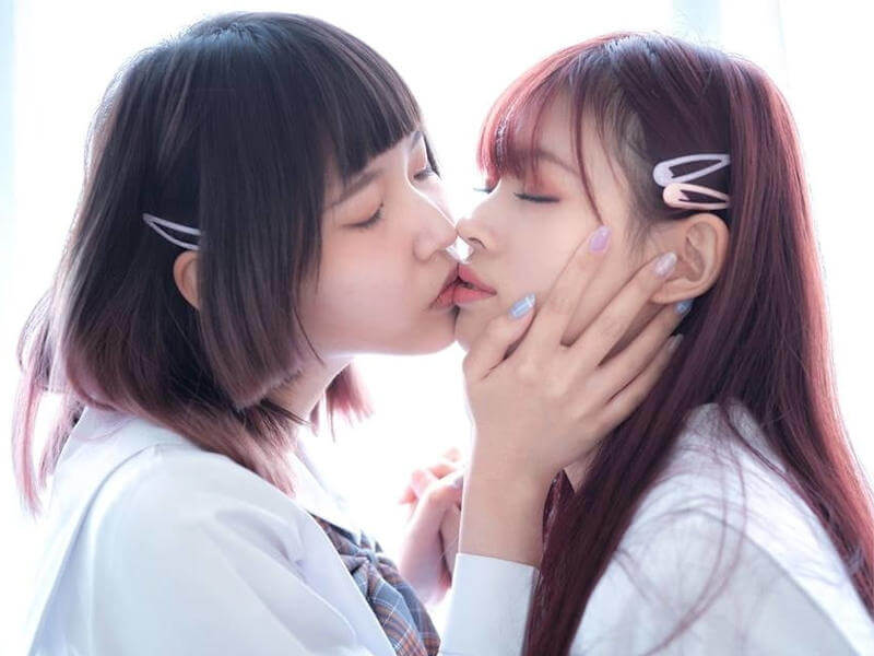 レズ女子の三次元百合画像 