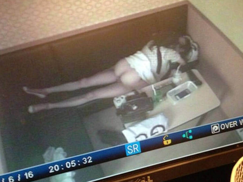 防犯カメラでセックスを監視されてるエロ画像 