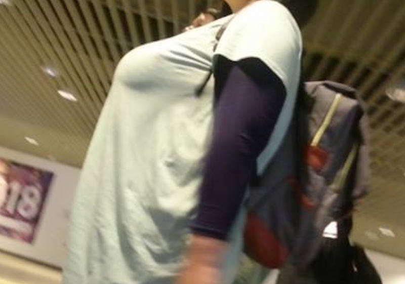 着衣巨乳 街撮り エロ画像 【30】