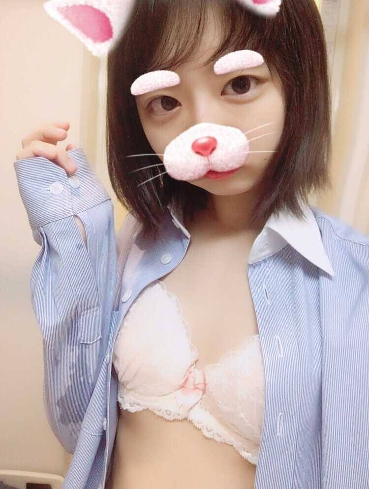 ブラジャー 自撮り エロ画像 【5】