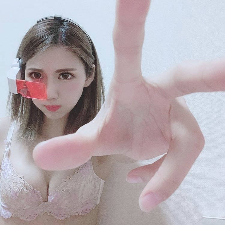 ブラジャー 自撮り エロ画像 【19】