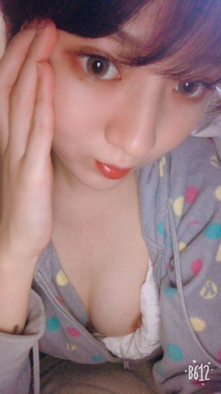 ブラジャー 自撮り エロ画像 【61】