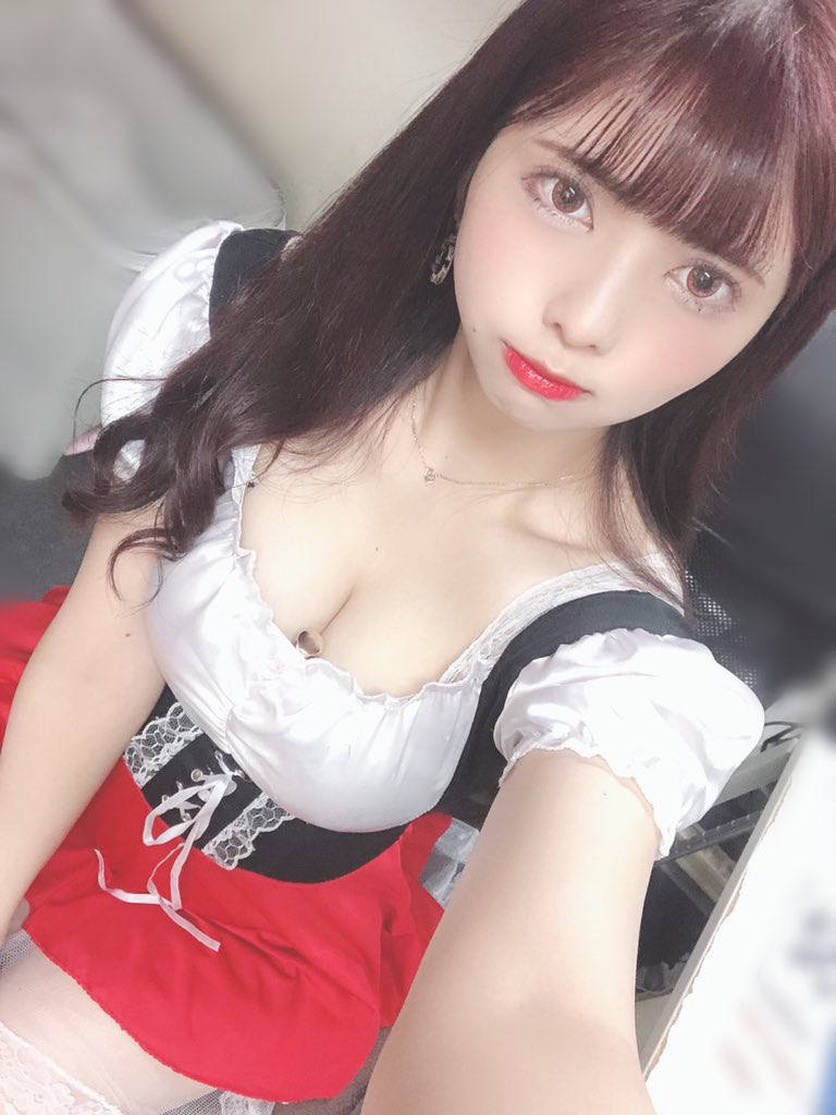 巨乳 谷間 エロ画像 【35】