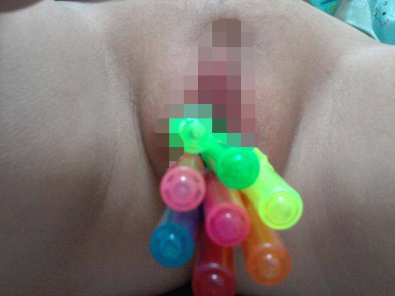 異物挿入 エロ画像 【22】