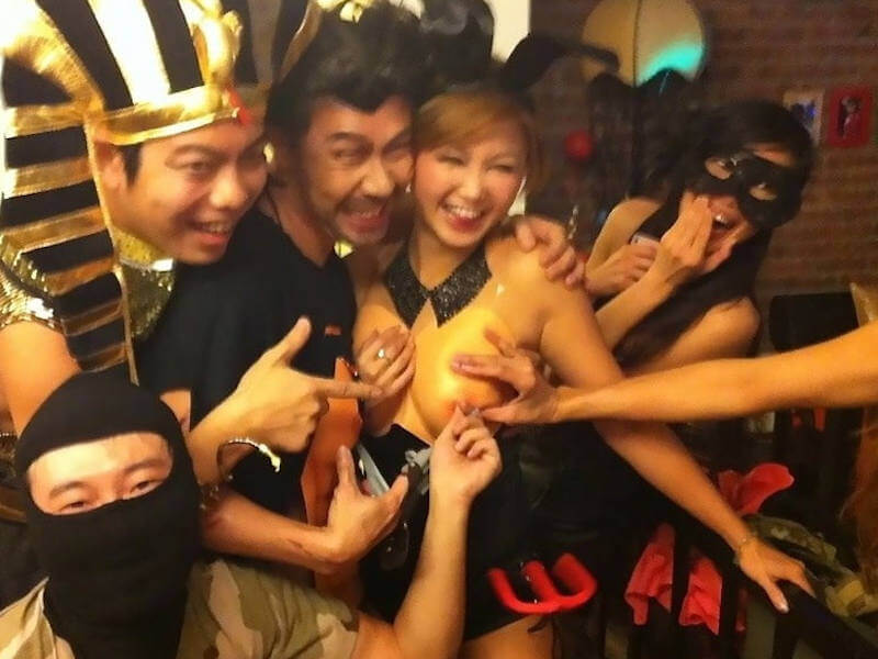 乳揉みエロ画像 モミモミおっぱい100連発
