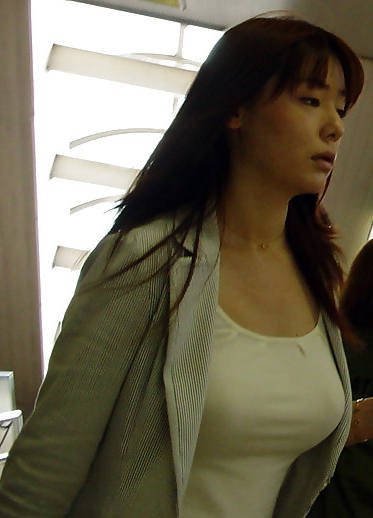 働く女性 巨乳 エロ画像 【6】