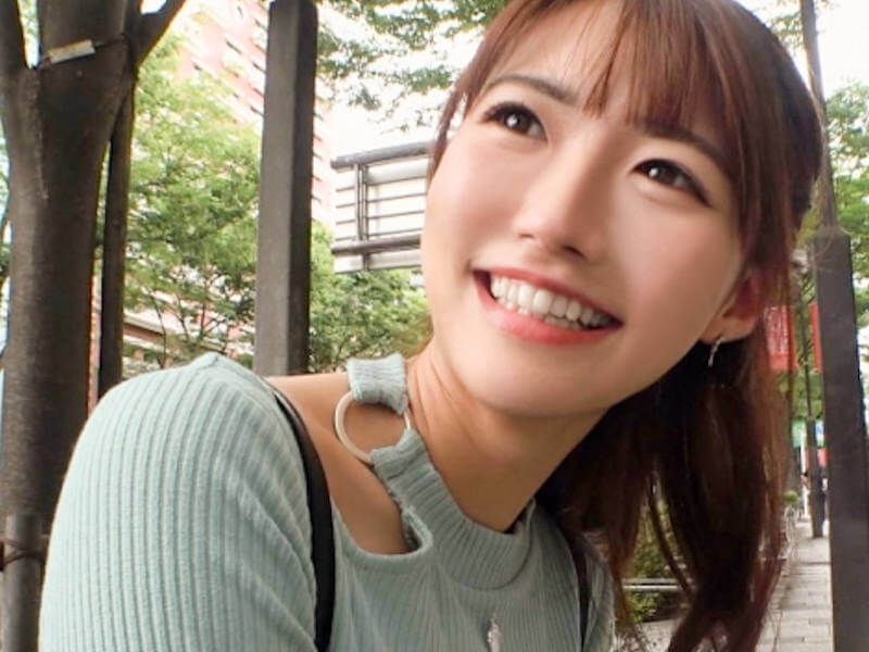 可愛いのに潮吹き連発する教育実習生のAV