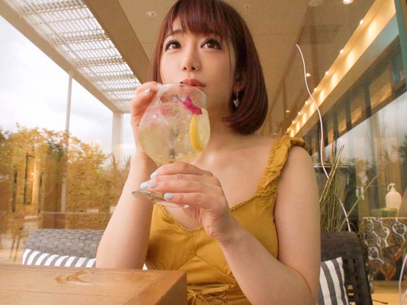 ぷっくり乳輪がエロいFカップ美女のAV