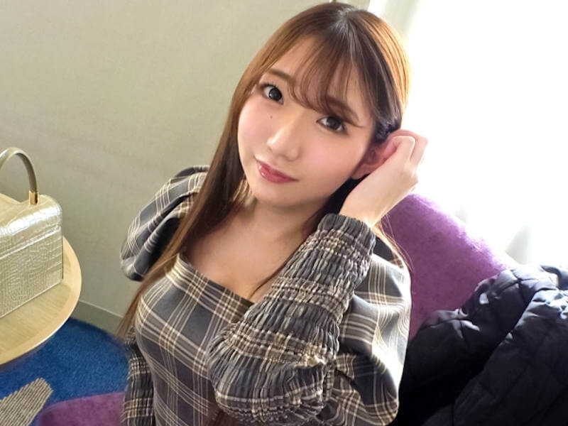 ヤリ目でナンパした保育士さんのハメ撮りAV