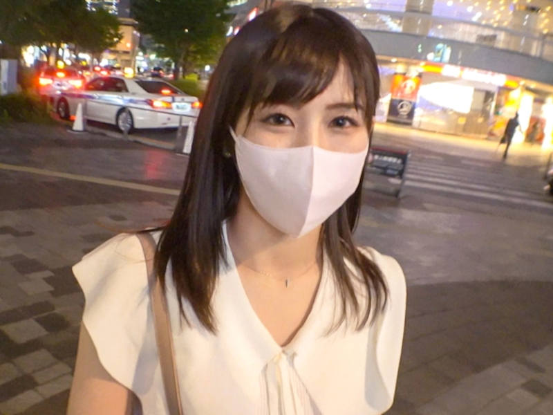 陥没乳首なのに美乳なほろ酔い女子ナンパAV