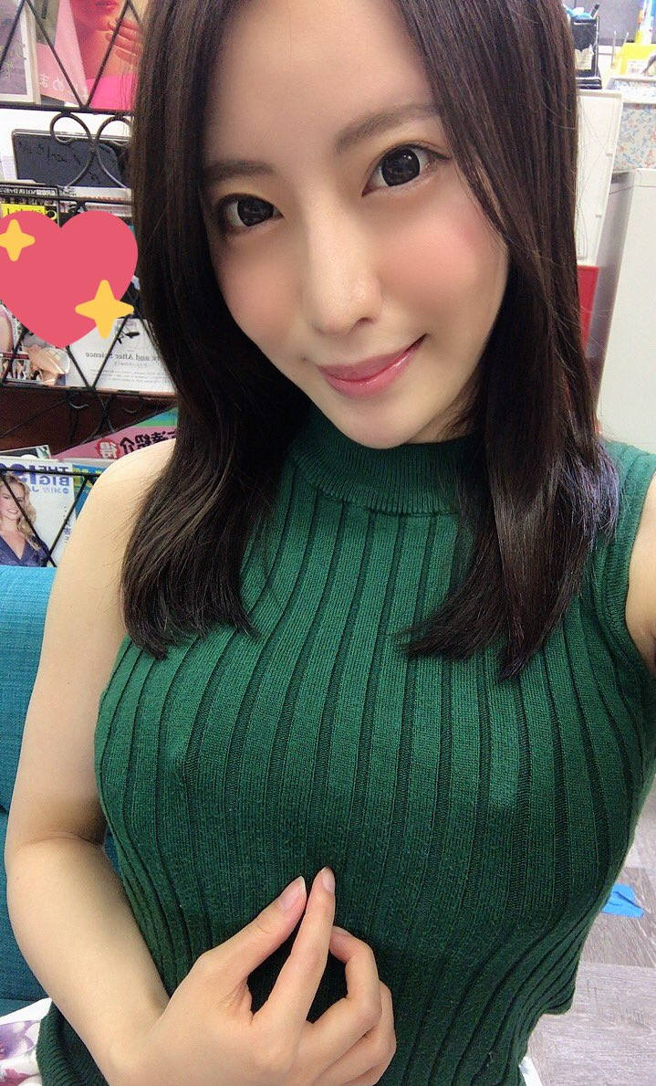 胸ポチ エロ画像 【50】