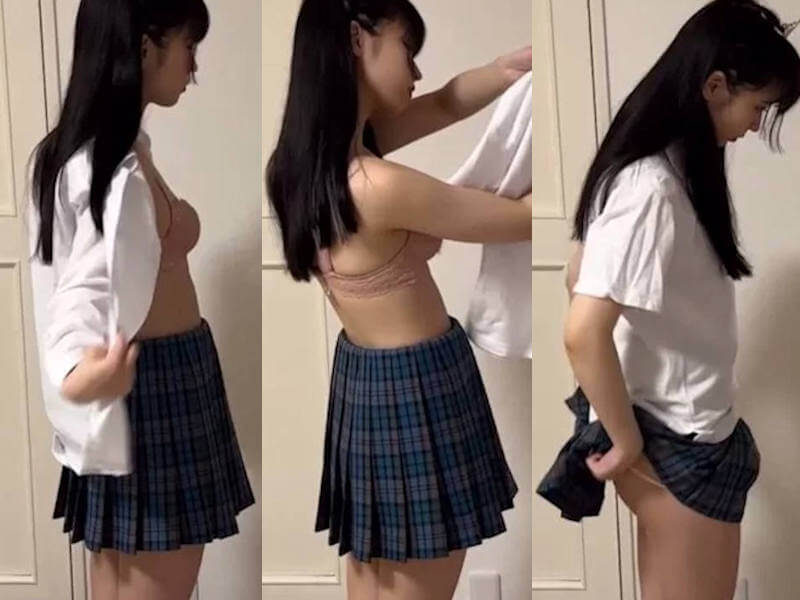 JKお着替え現場のエロ画像