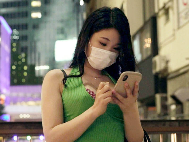体がエロい巨乳CAのAV