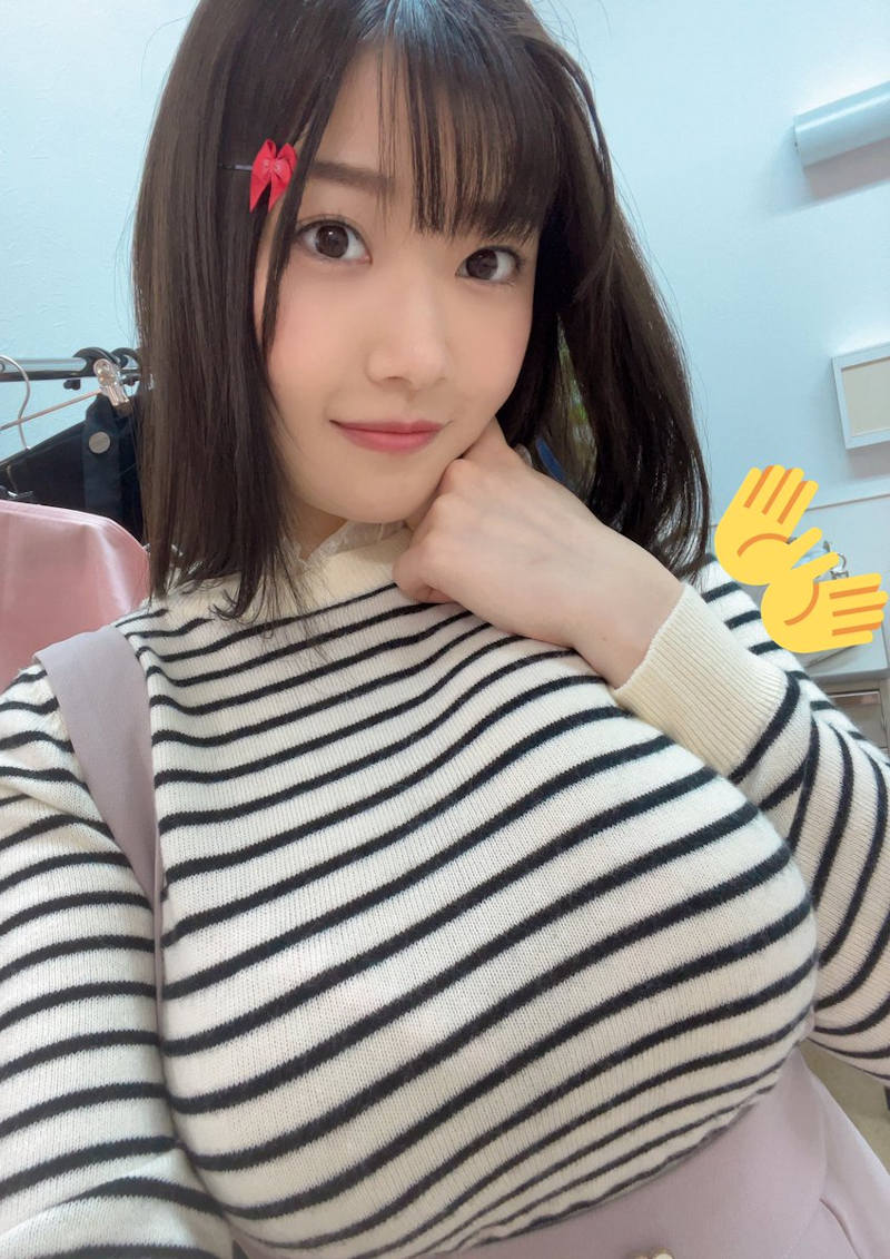 着衣巨乳 エロ画像 【62】