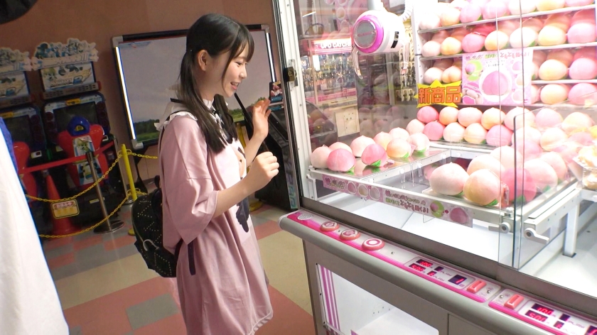 ロリ系 可愛い 女子大生 巨根 AV 【1】
