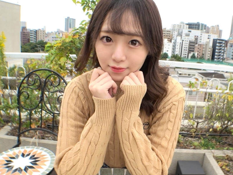童顔で剛毛な可愛い色白女子大生ハメ撮りAV