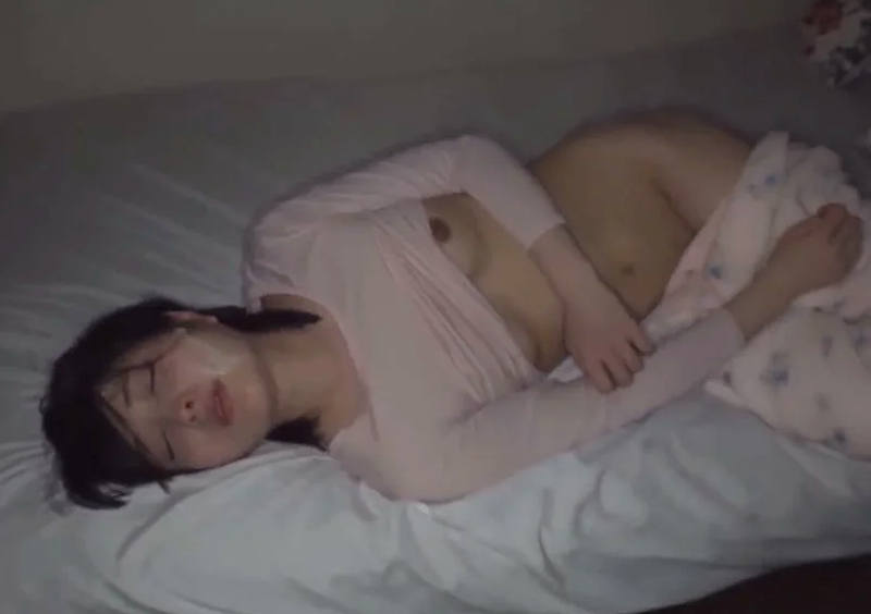 睡眠 セックス エロ画像 【34】