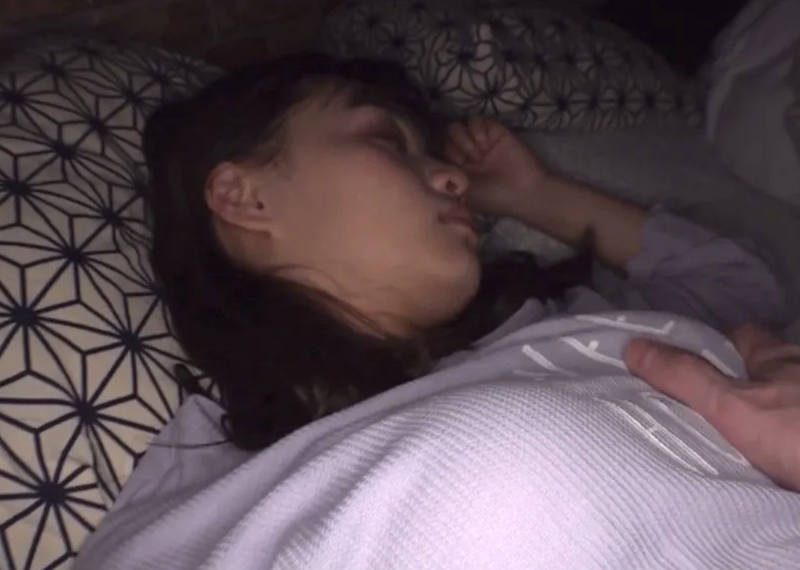 睡眠 セックス エロ画像 【36】