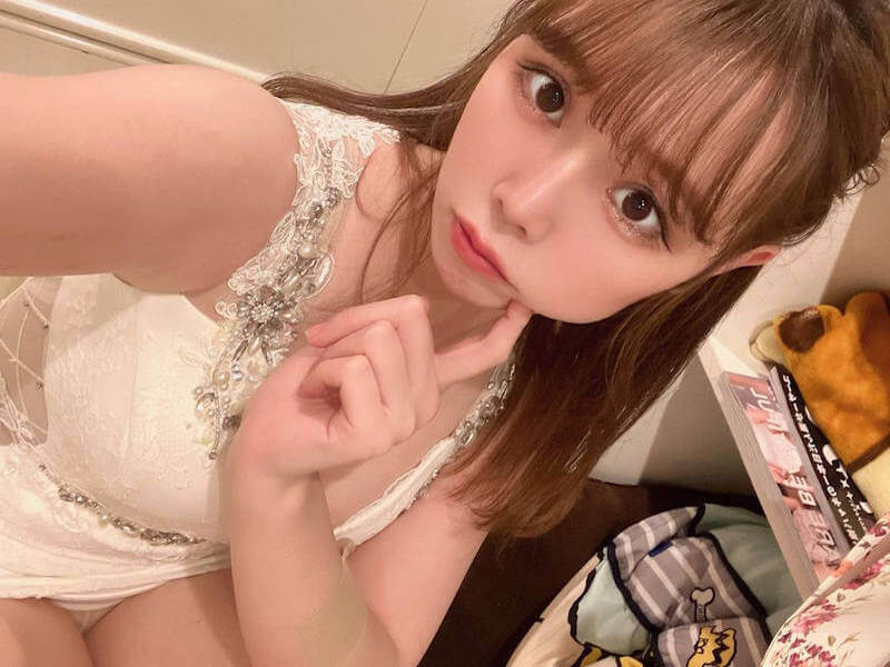 パンチラキャバ嬢のエロ画像