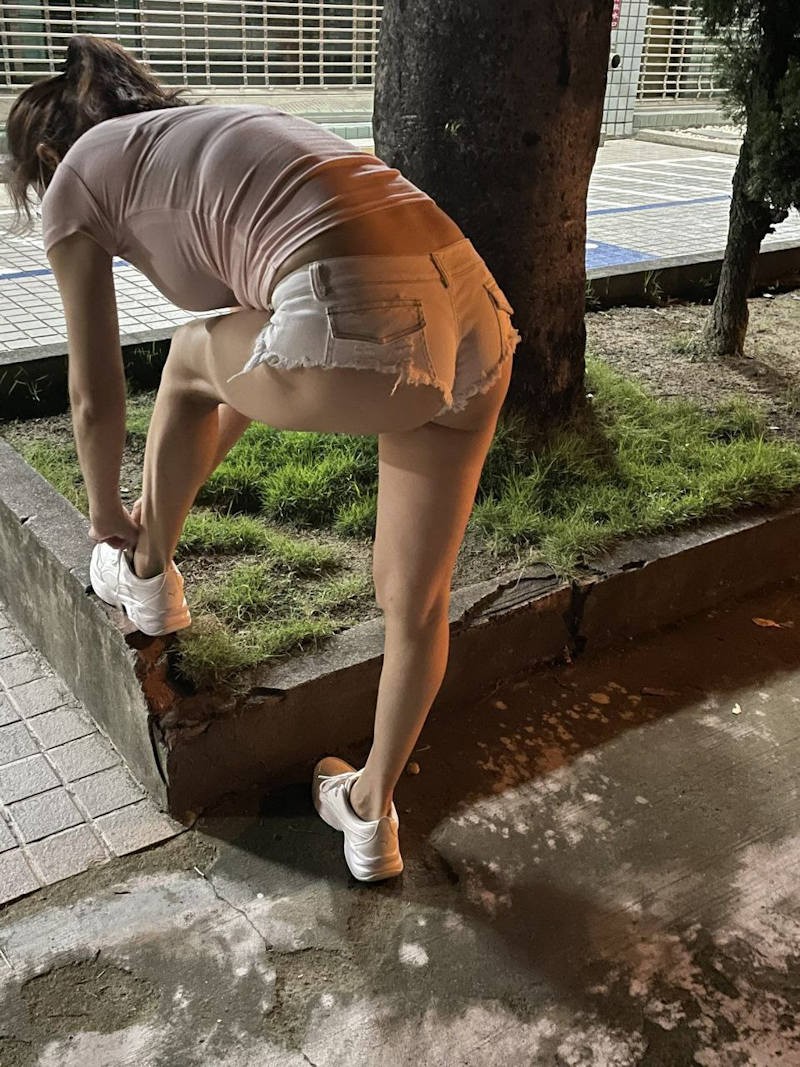 エロい服 街撮り エロ画像 【3】