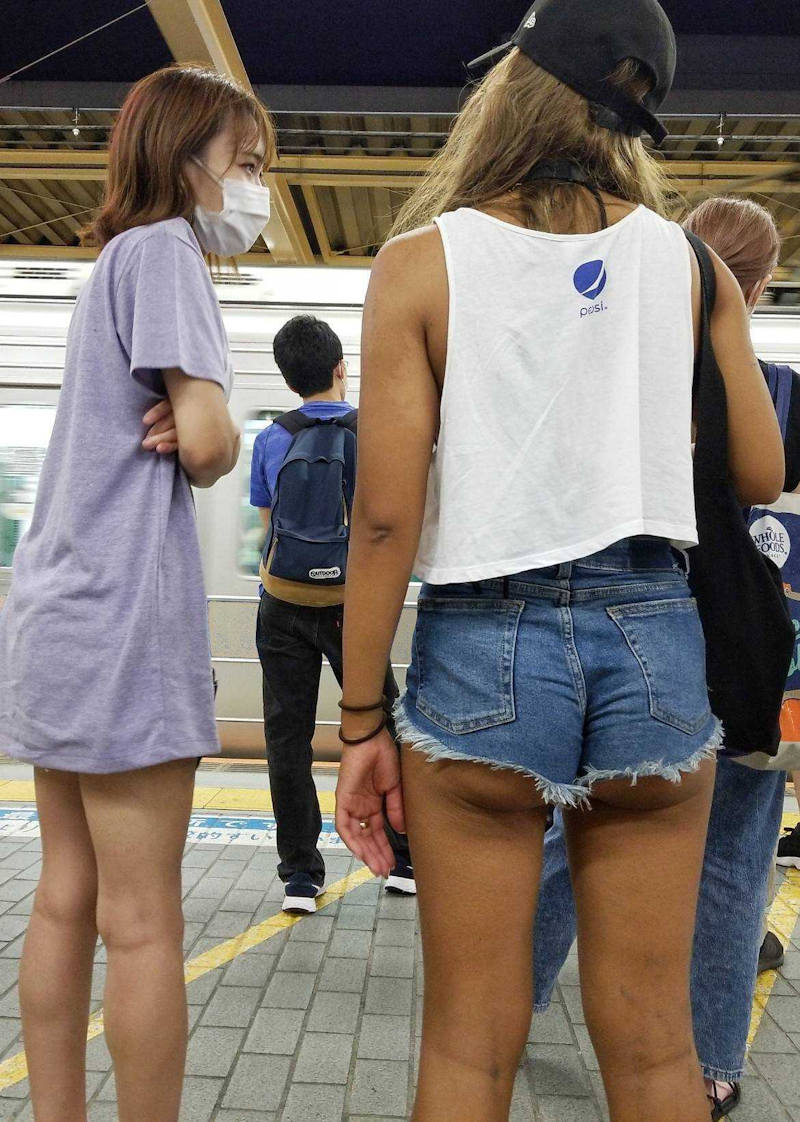 エロい服 街撮り エロ画像 【9】