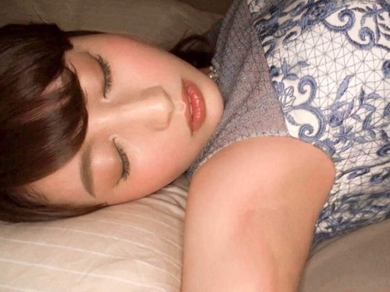 泥酔して潮吹きする清楚系女子お持ち帰りAV