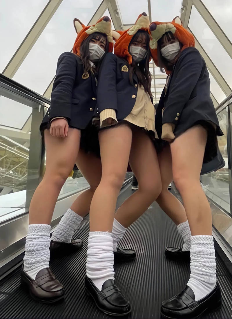太もも エロ画像 【28】