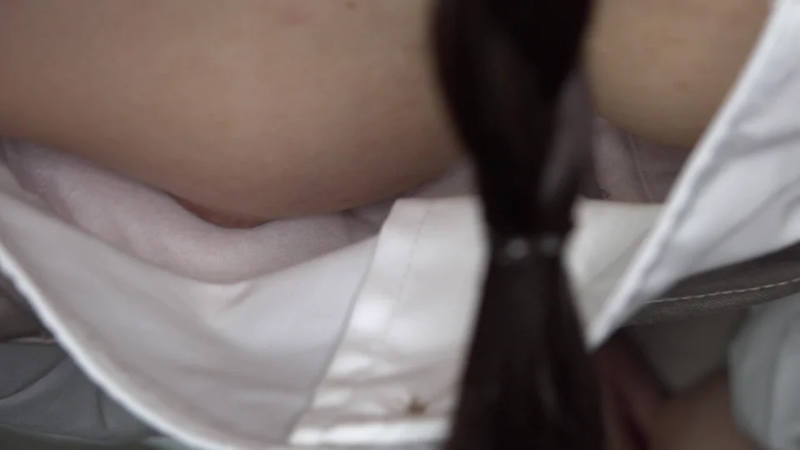 おっぱい 胸チラ エロ画像 【57】