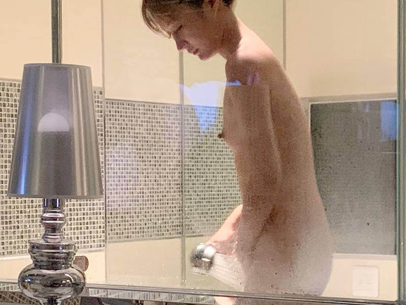 お風呂丸見えなエロ画像