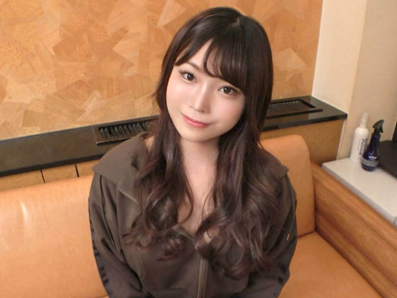 パチンコ店員お姉さんの潮吹きハメ撮りAV