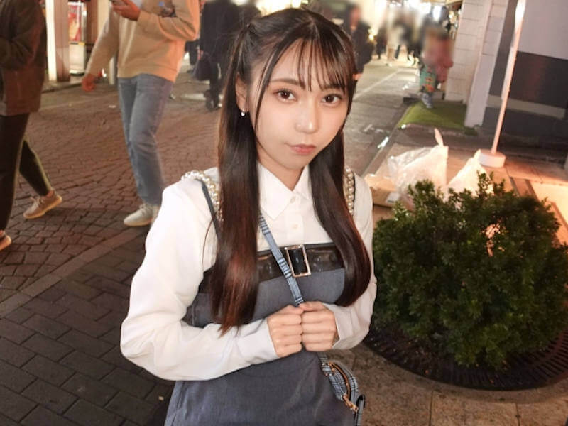 アイドル志望スレンダーパイパン娘のナンパAV