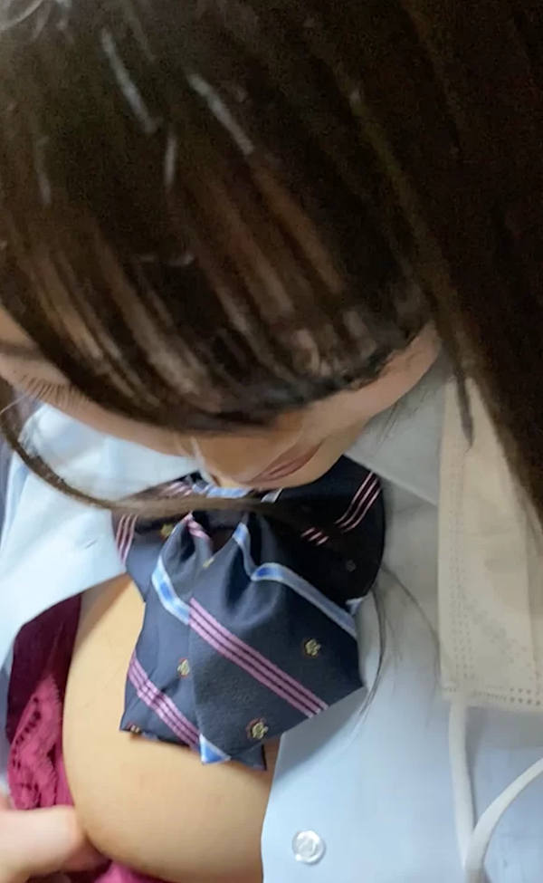 痴漢 巨乳 エロ画像 【11】