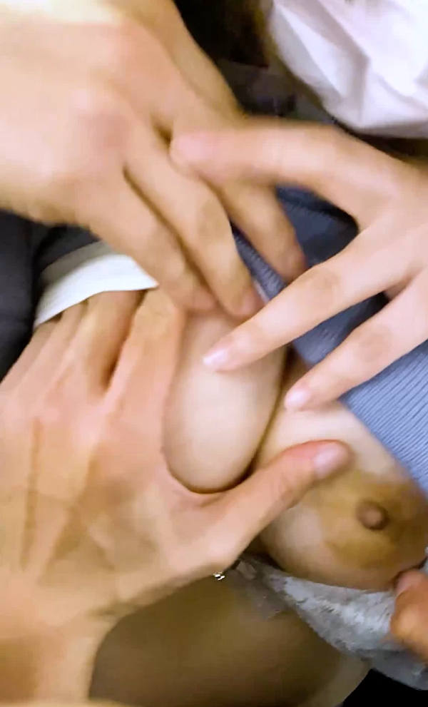 痴漢 巨乳 エロ画像 【65】