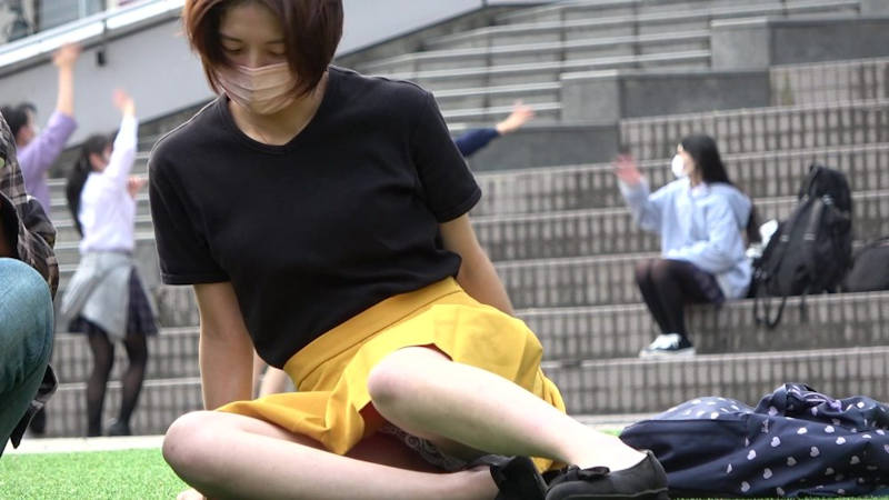 公園 パンチラ エロ画像 【69】