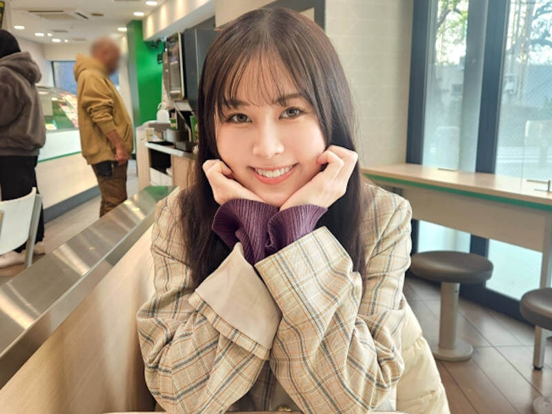 メンヘラでヤリマンな女子大生のハメ撮りAV