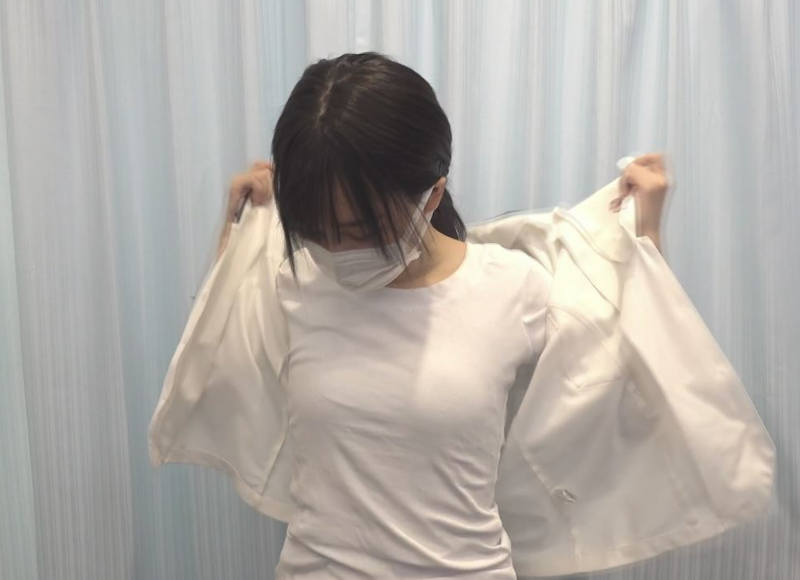 貧乳 着替え エロ画像 【21】