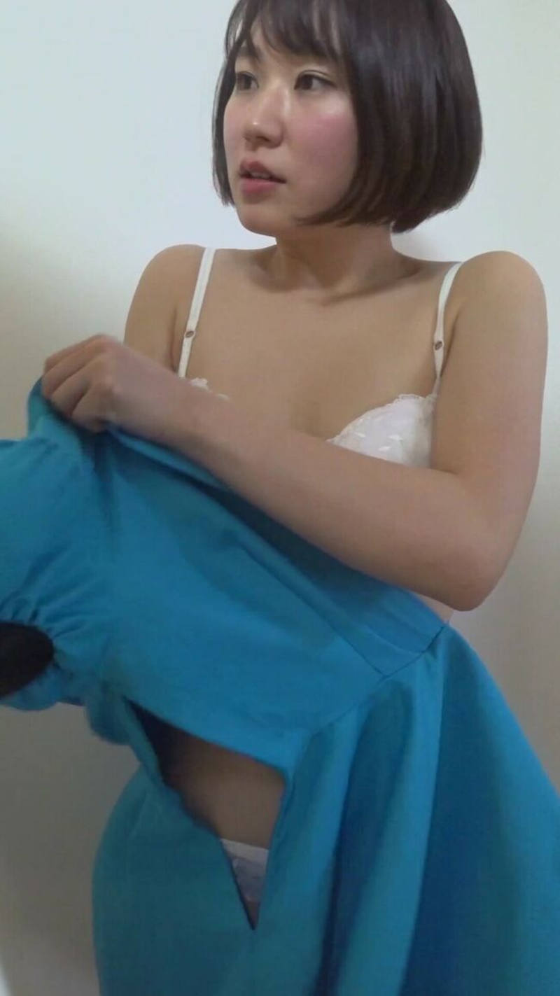 貧乳 着替え エロ画像 【52】
