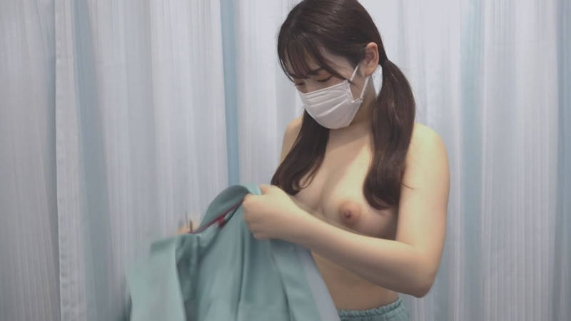 巨乳 着替え エロ画像 【17】